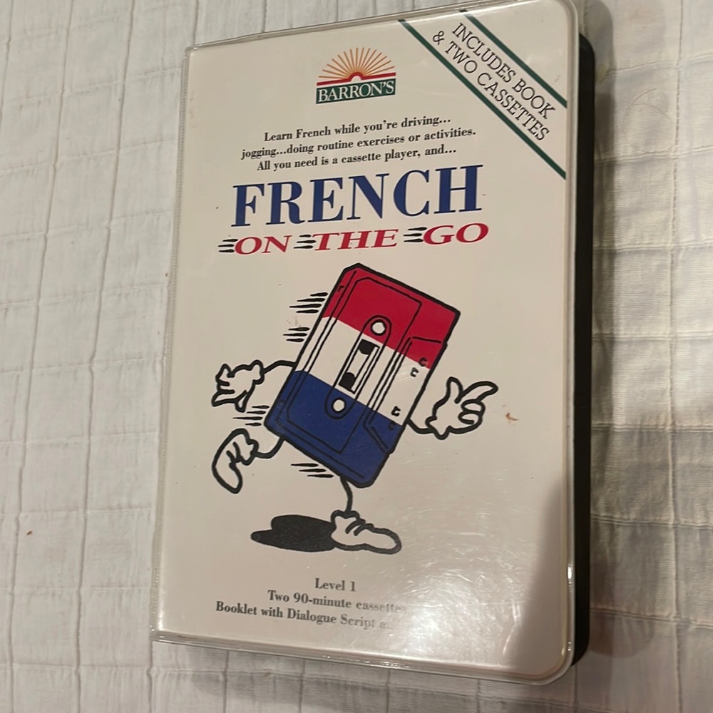 Barrons French on the go level one audiocassettes & book dialogue & words list